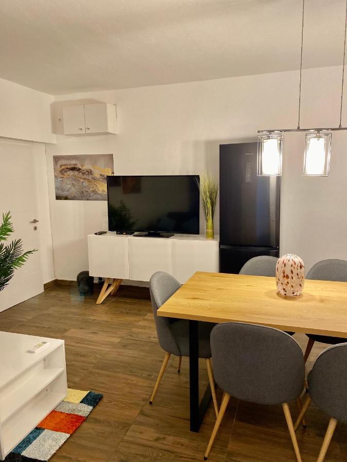 Apartments Stara Baška Eksteriør bilde