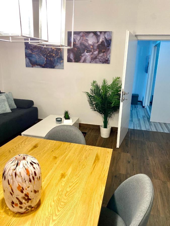Apartments Stara Baška Eksteriør bilde