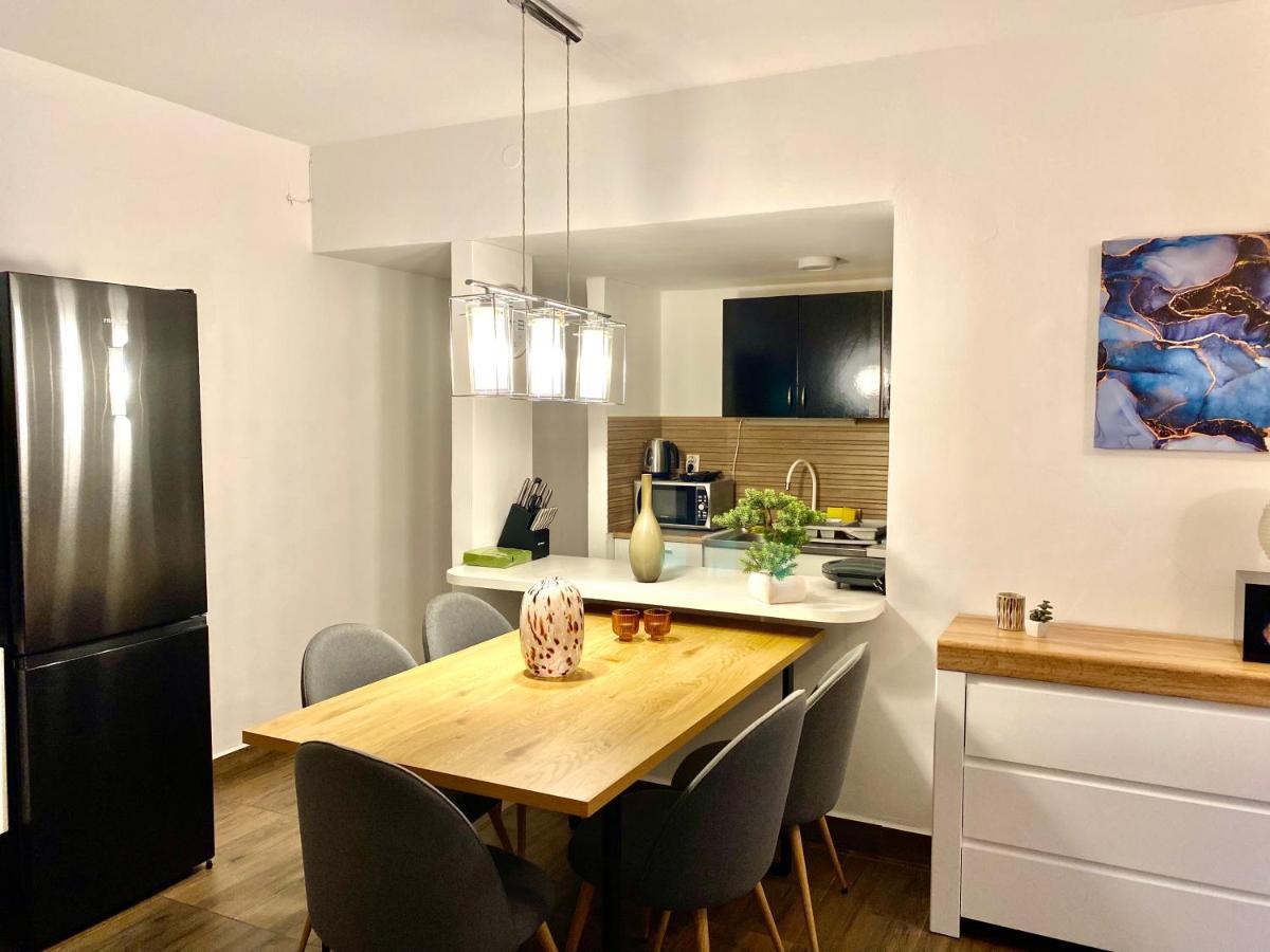 Apartments Stara Baška Eksteriør bilde