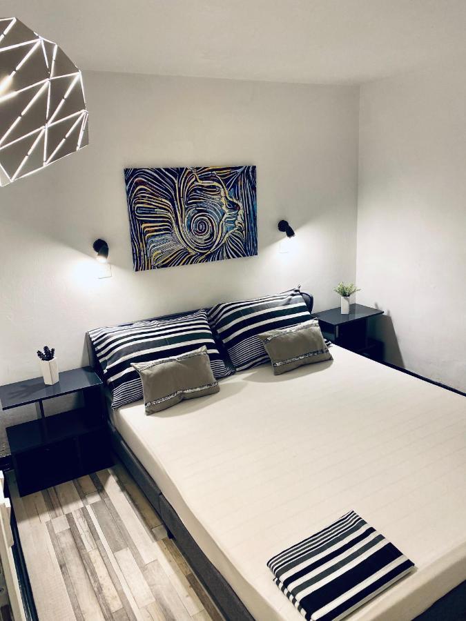 Apartments Stara Baška Eksteriør bilde